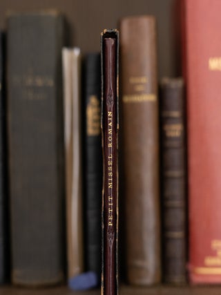 Petit Missel Romain (No. 17); Contenant l'Ordinaire de la Messe, la Messe de Mariage, et la Messe des Morts